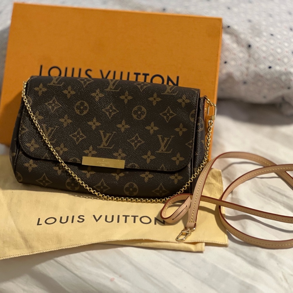 LOUIS VUITTON Monogram Favorite MM bag New Strap